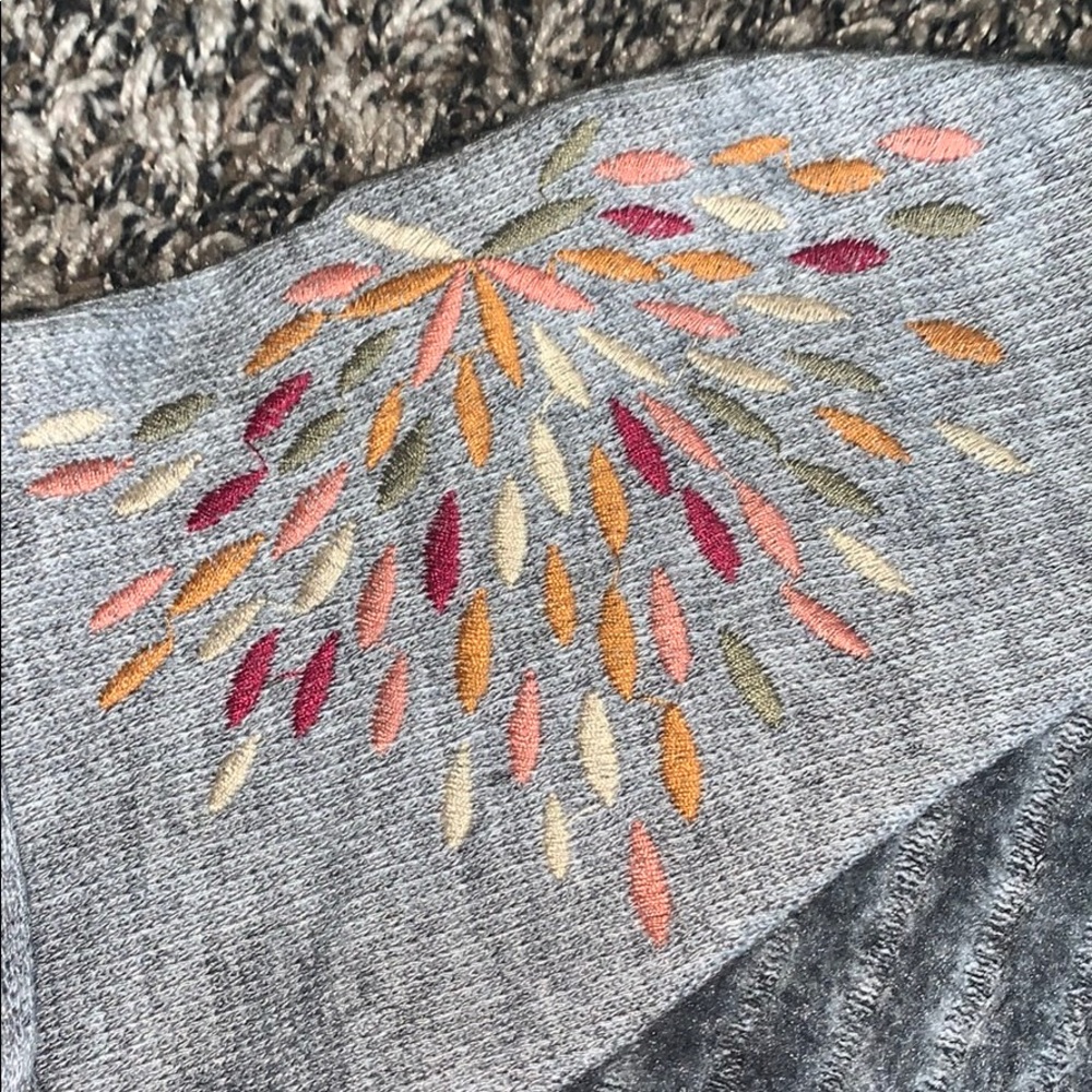 grey sweater with sleeve designs - Picture 2 of 3